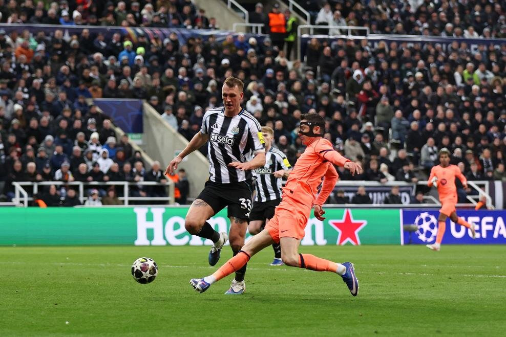 editorial_uefa_com newcastle_united_fc_v_fc_barcelona_ _uefa_champions_league_2025_26_round_of_16_first_leg (4).jpg