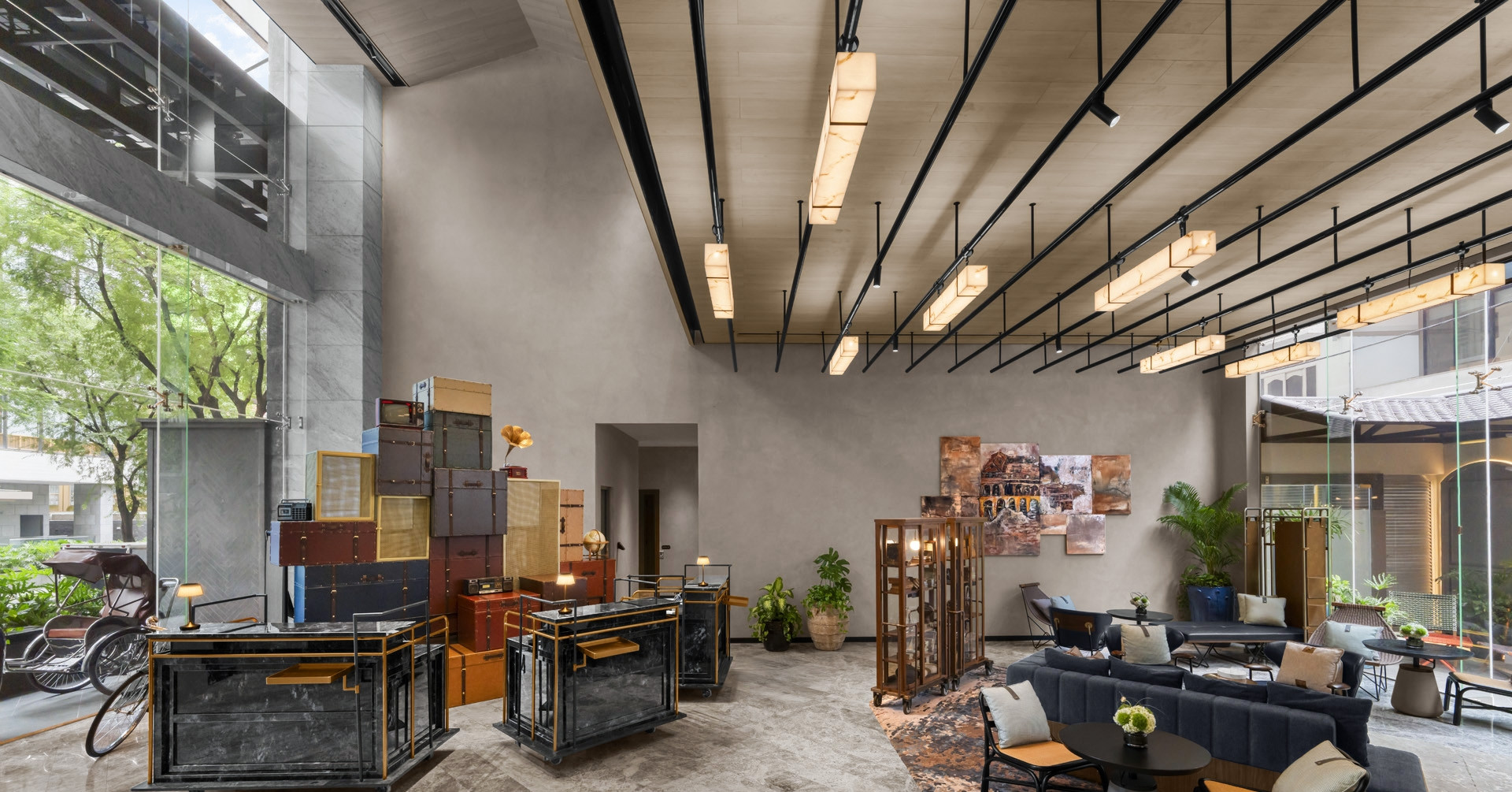 Hotel Indigo Saigon The City và một năm kể chuyện khu phố