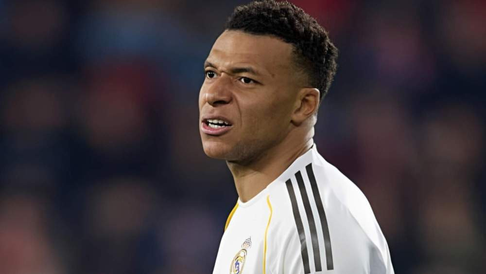 Mbappe defensa 1.jpeg