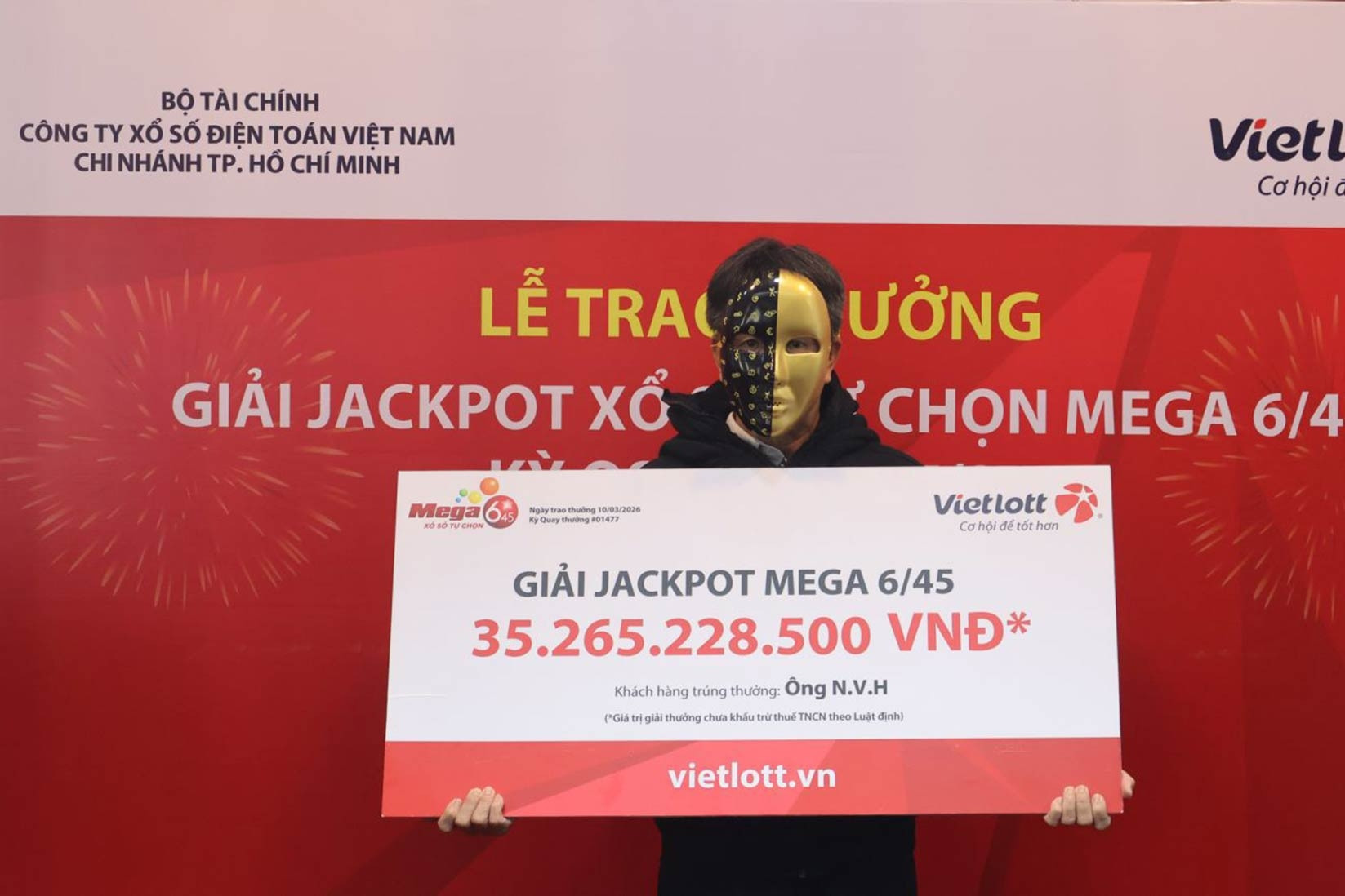 Người chơi lớn tuổi trúng giải hơn 35 tỷ đồng của Vietlott nhờ lấy ngày sinh cháu nội