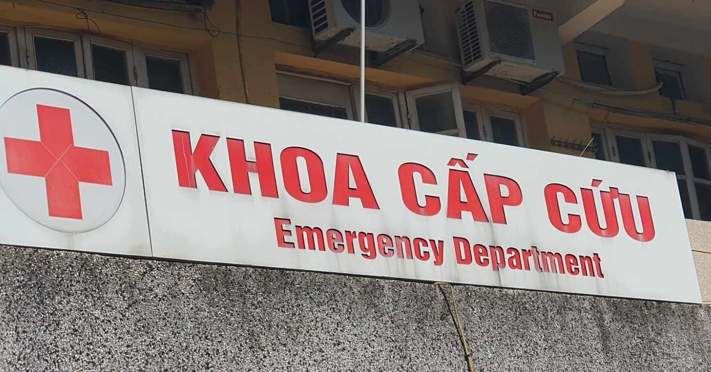 Người đàn ông 60 tuổi không thể nhắm mắt và há miệng, lộ hội chứng hiếm gặp