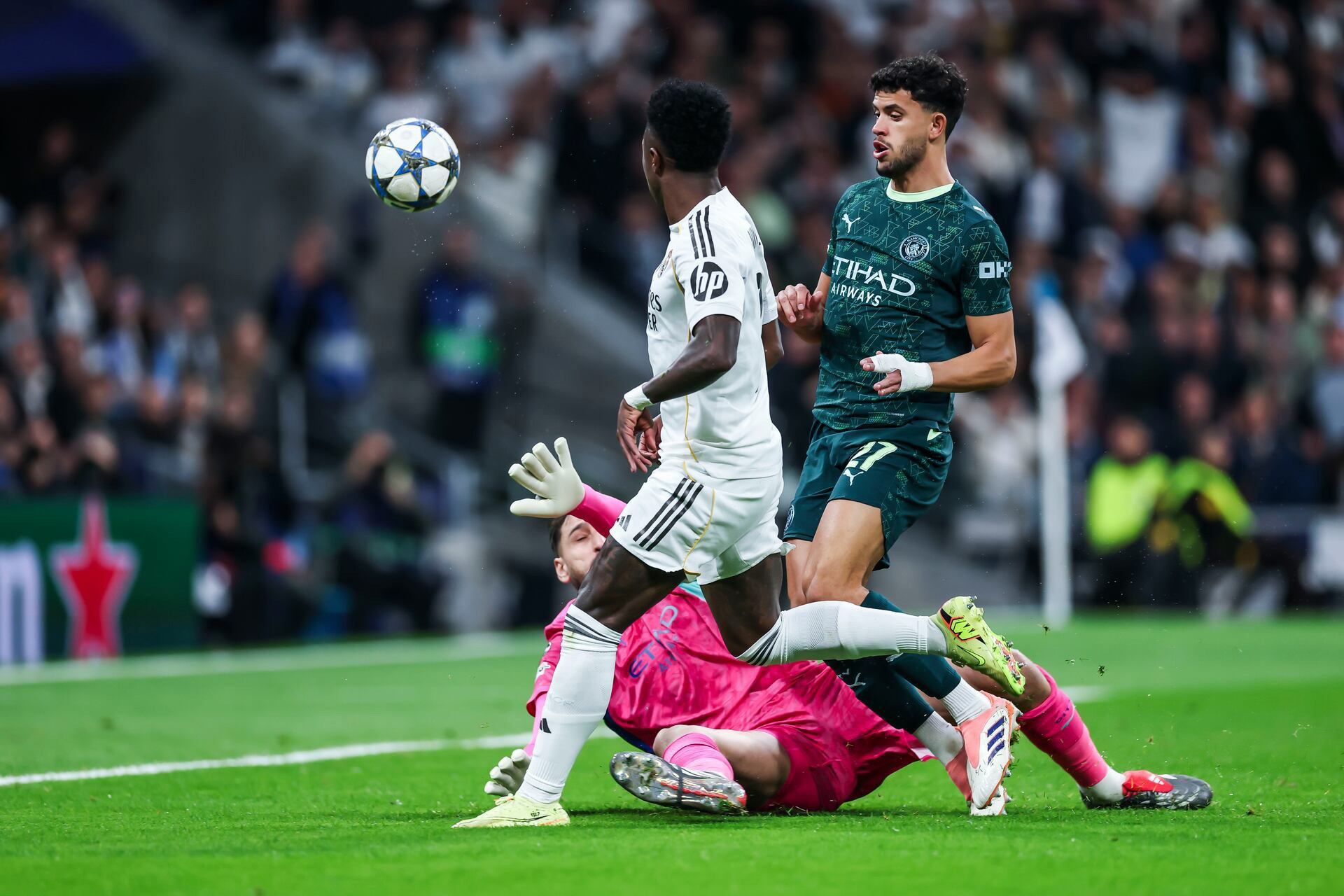 Nhận định bóng đá Real Madrid vs Man City: Khó cho chủ nhà