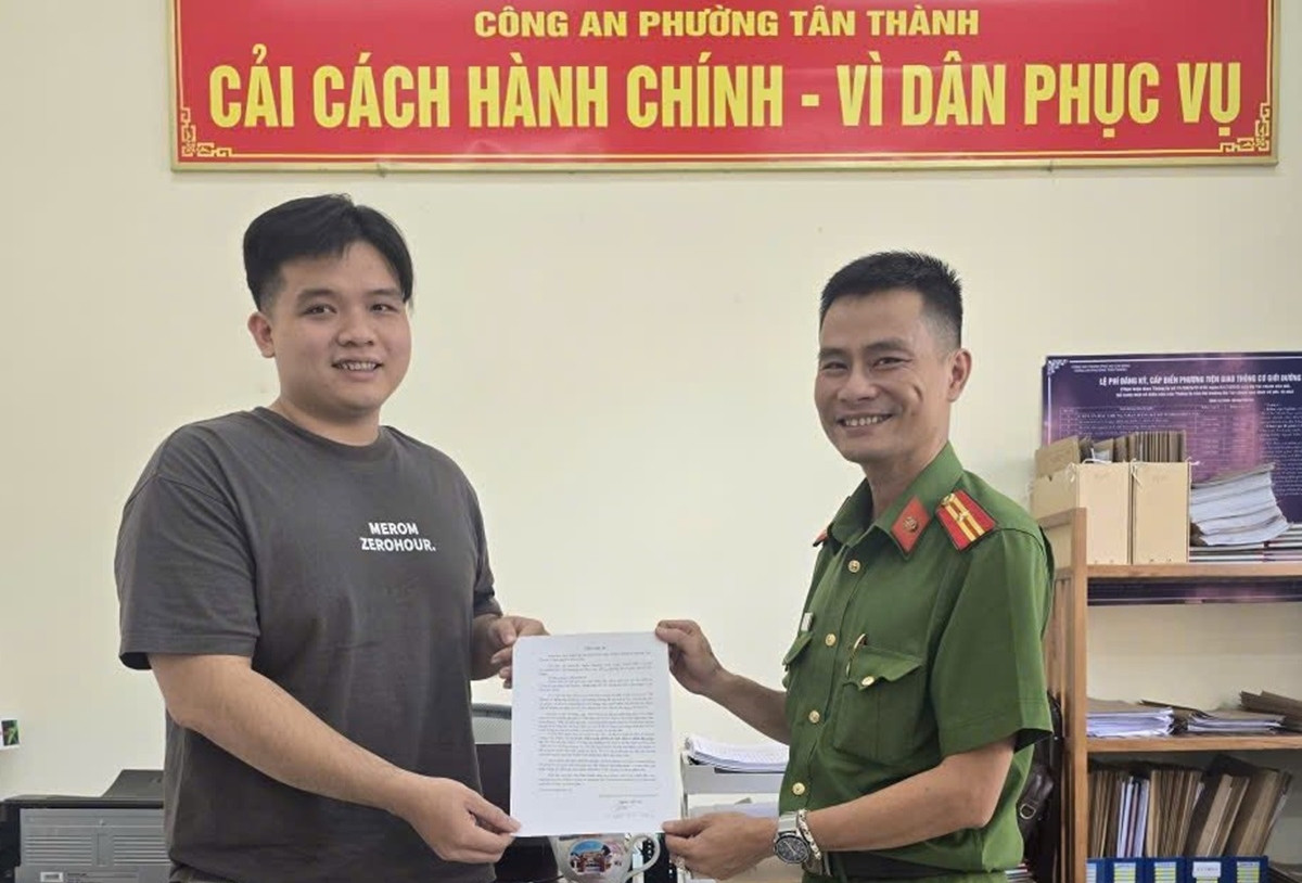 Nhận được gần 1,3 tỷ đồng từ tài khoản lạ, nam thanh niên lập tức báo công an