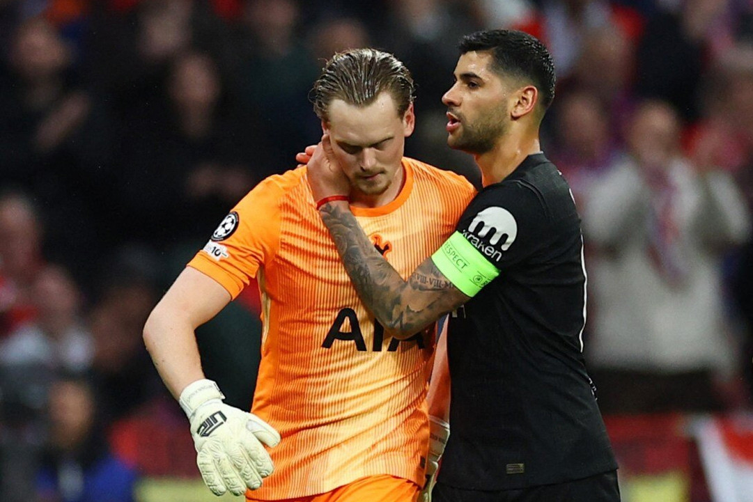 Thảm họa thủ môn khiến Tottenham vỡ trận trước Atletico Madrid