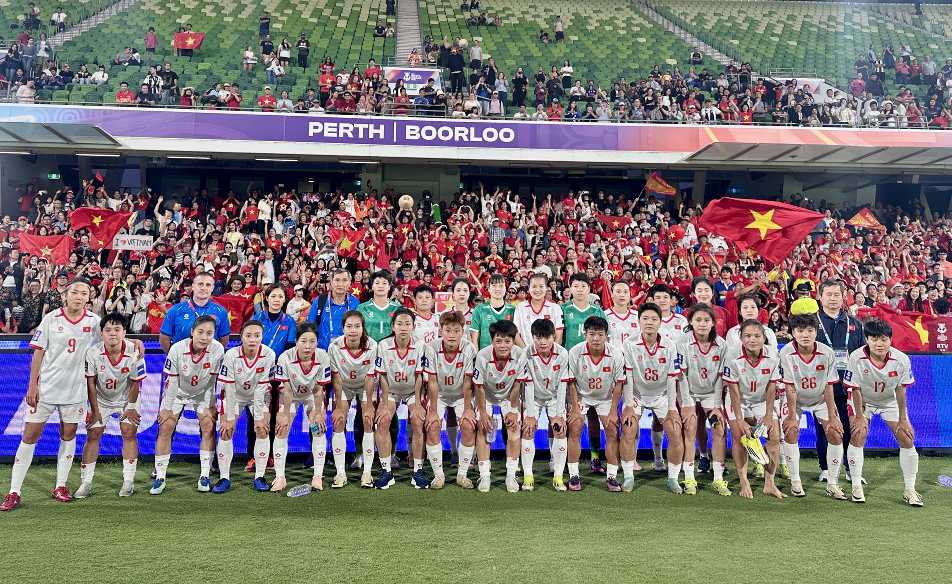 tuyen nu viet nam.jpeg