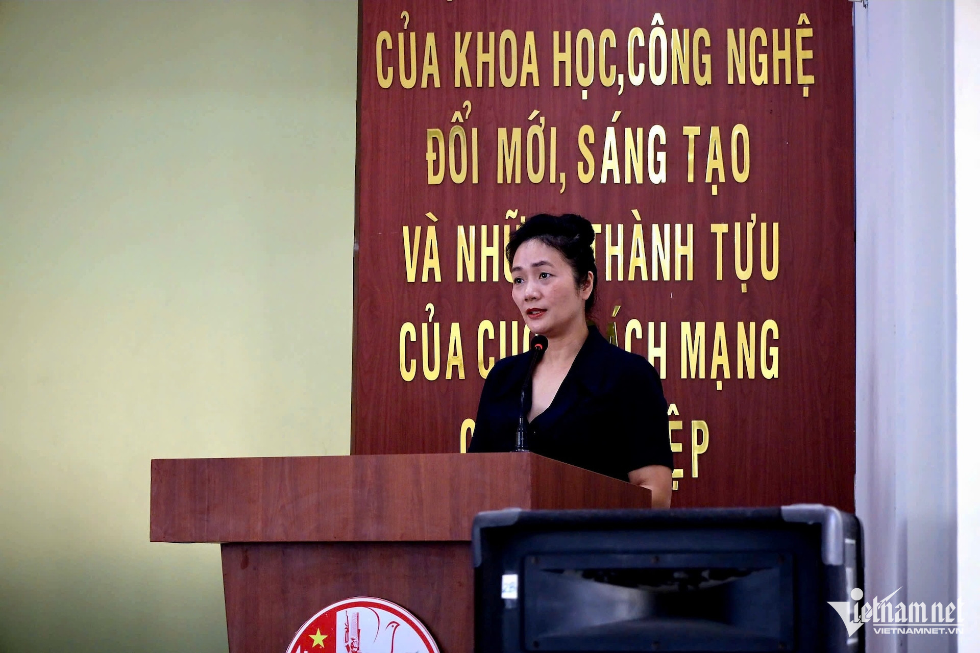 W-tran thi hong lien.jpg