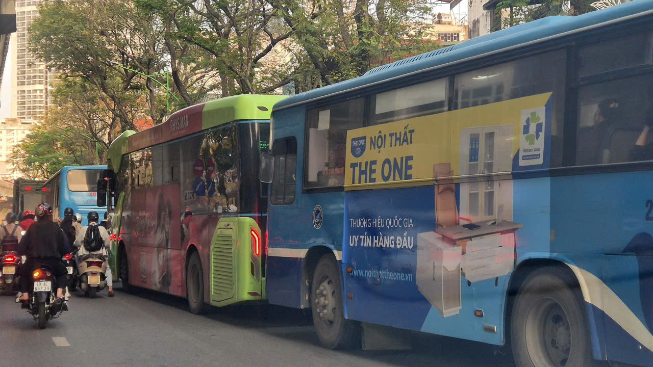 xe buýt 1 .jpg