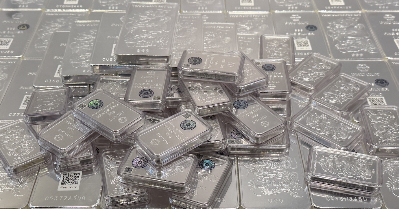 Giá bạc hôm nay 13/3/2026 bật tăng mạnh khi Trung Đông nóng rực