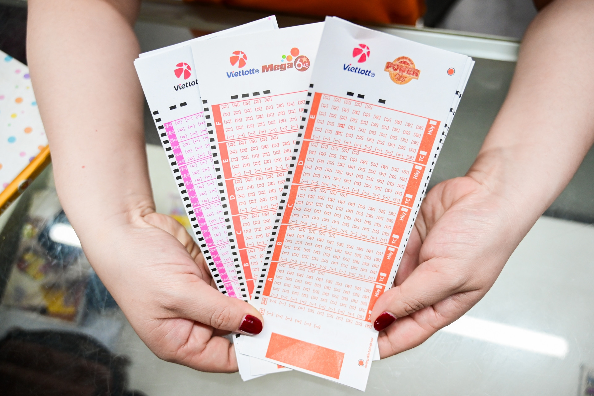 Kết quả Vietlott hôm nay 12/3: Có 10 vé trúng giải nhất, chứa dãy số 53, 55