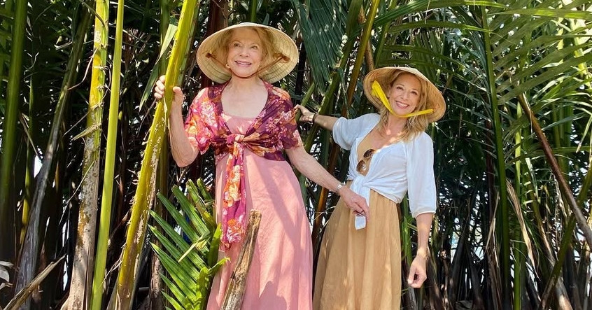 Bỏ việc lương cao, khách Mỹ tới Đà Nẵng sống 'cuộc đời như mơ'