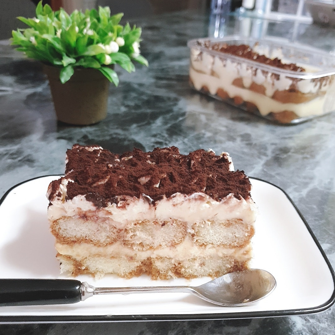 cach lam banh tiramisu.jpg