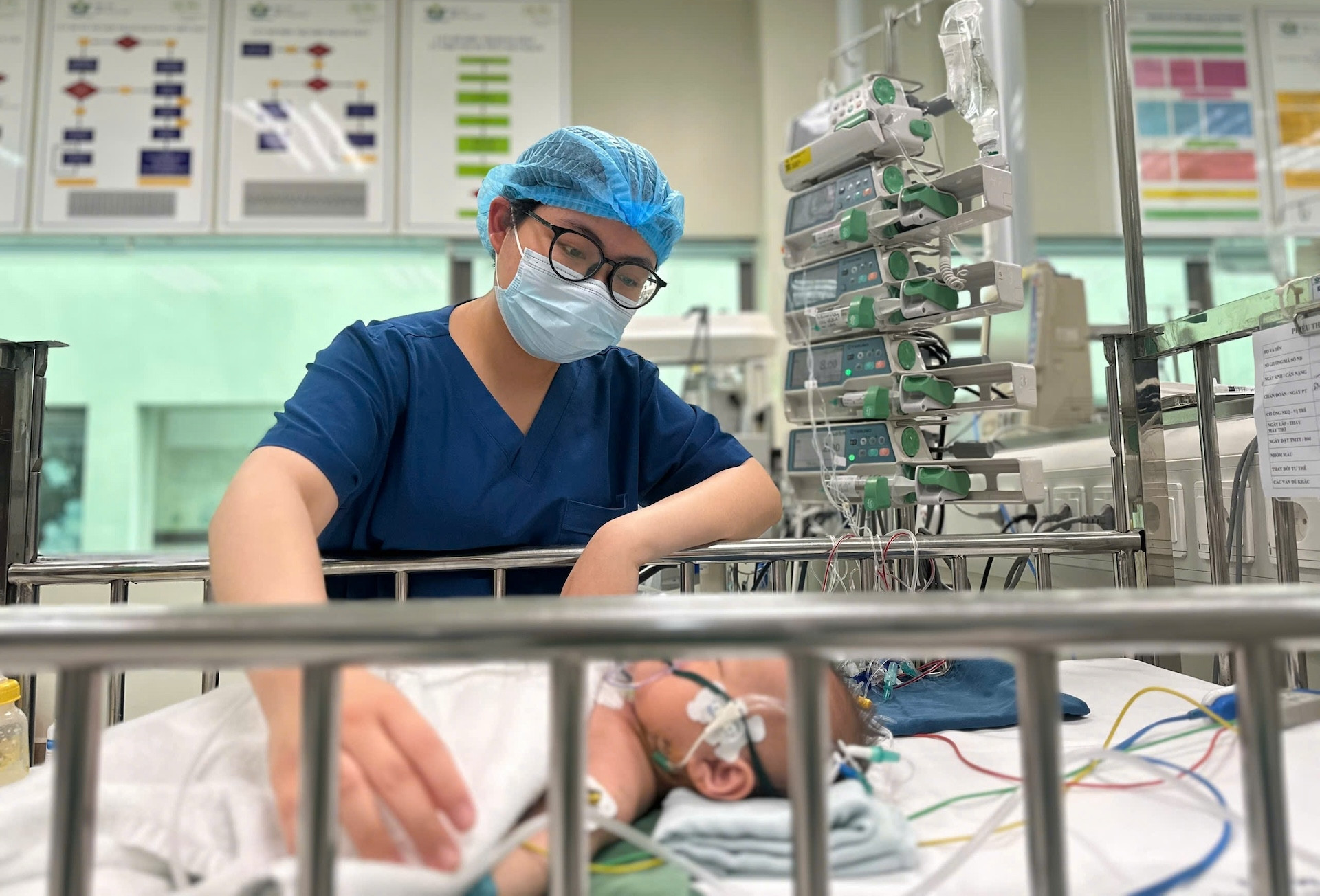 Chi phí phẫu thuật tim bẩm sinh tại Việt Nam thuộc nhóm thấp nhất thế giới