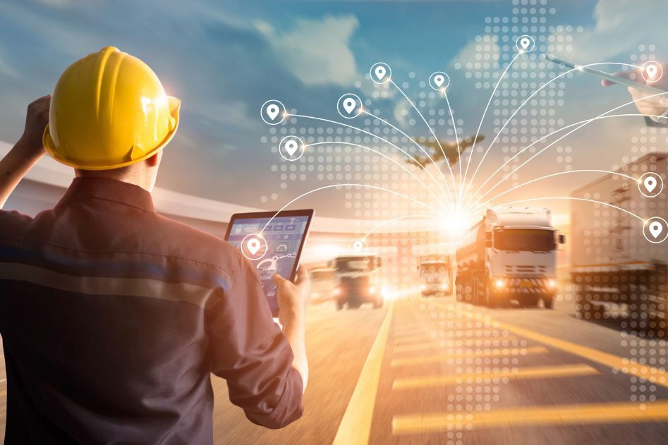 Giá dầu tăng vọt khiến doanh nghiệp vận tải, logistics đứng trước bài toán khó