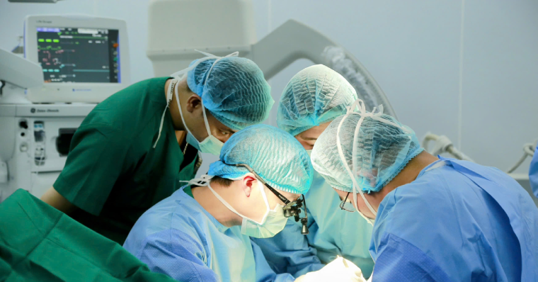 Nam sinh gặp nạn sau cú đấm boxing