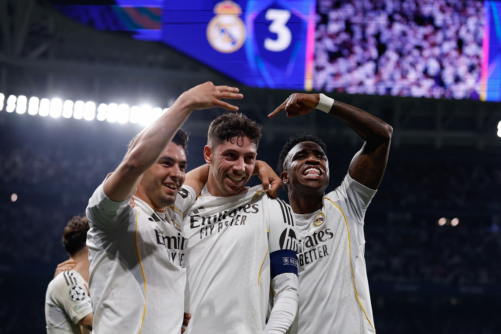 Real Madrid thắng Man City 3-0: Bay trên cánh chim Valverde