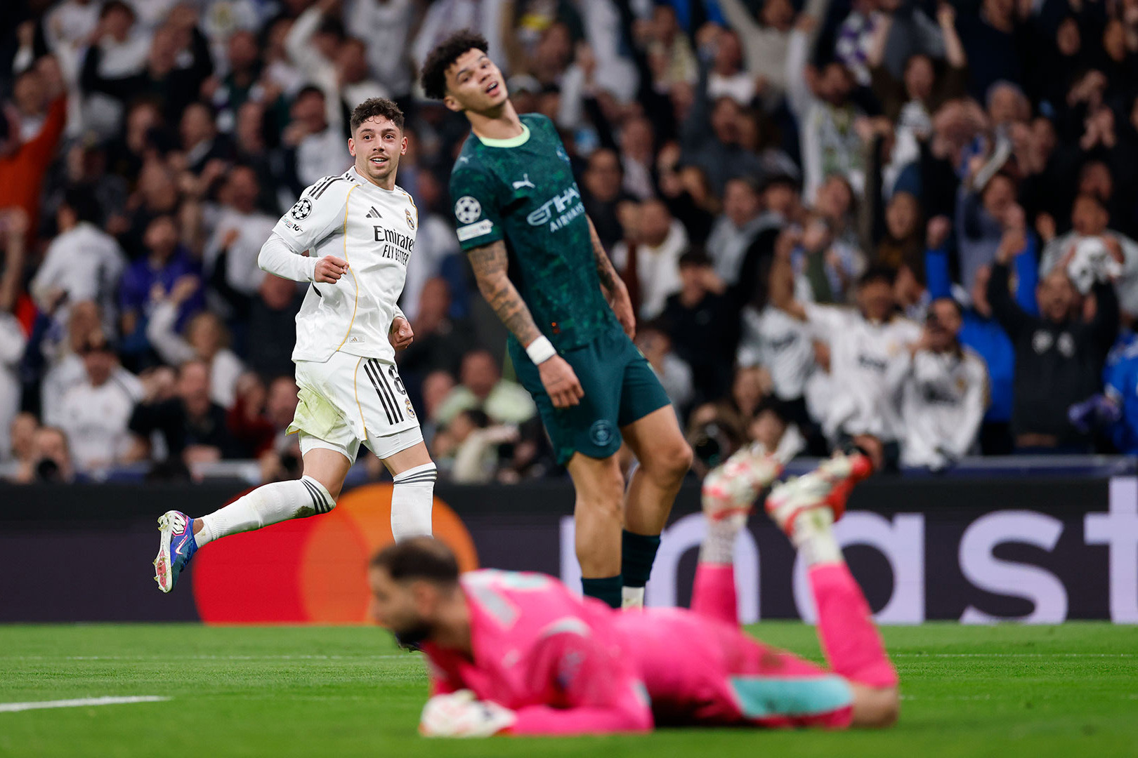 Valverde Real Madrid Man City 3 0.jpg