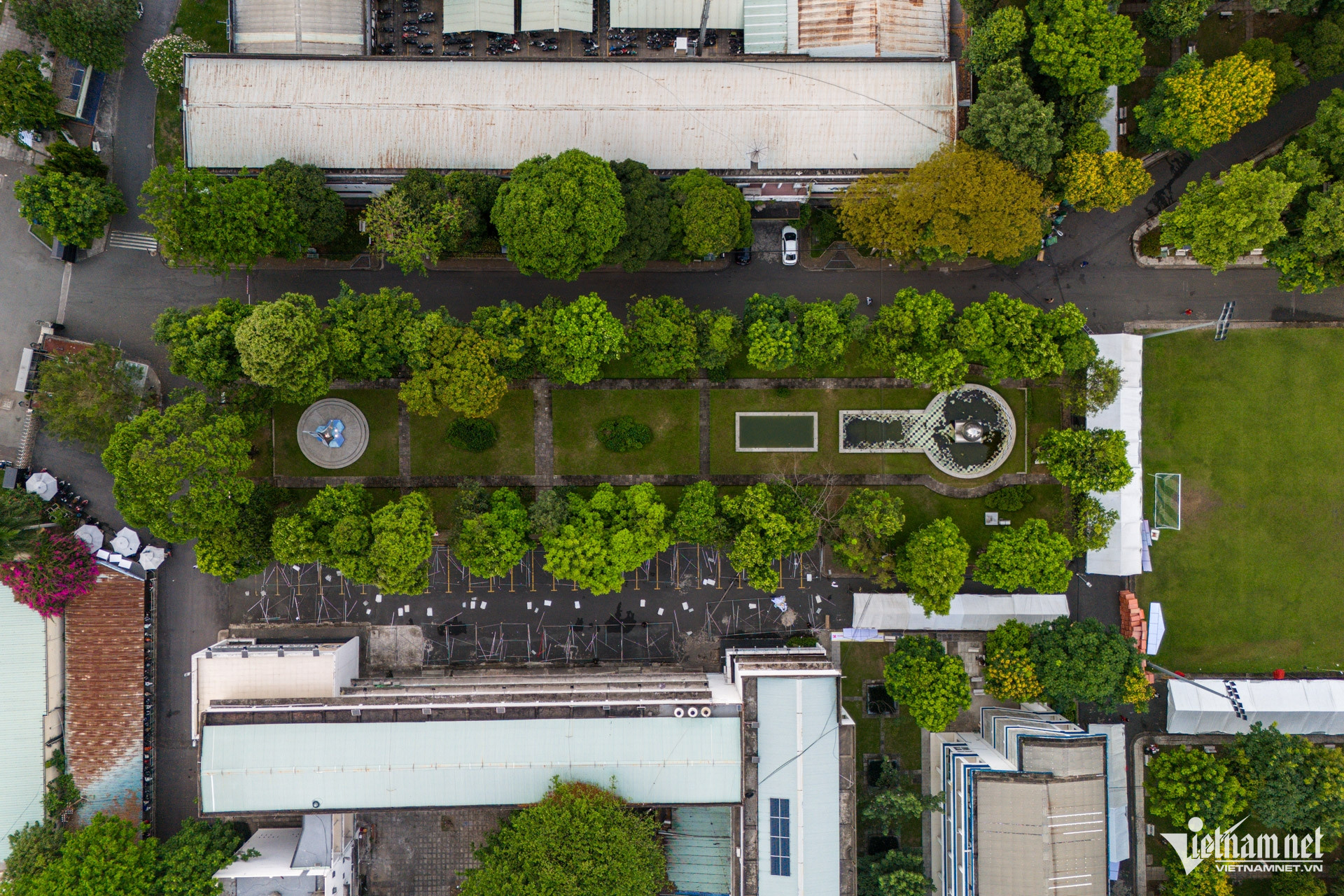 W-trường DH Bách Khoa TPHCM 2.jpg