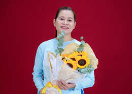 yến phương.jpg