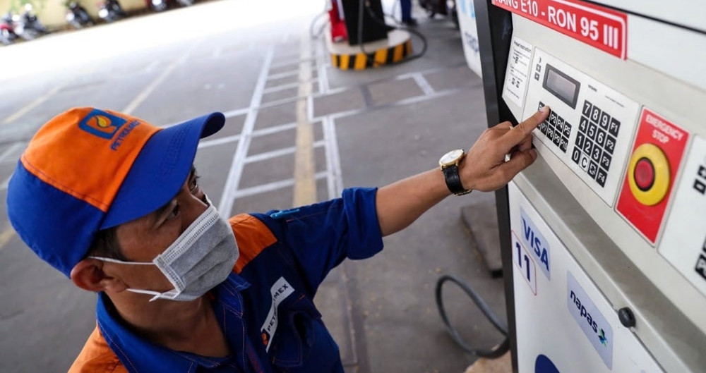 Bản tin sáng 13/3: Xả mạnh quỹ bình ổn, Bộ Công Thương nói lý do xăng vẫn tăng