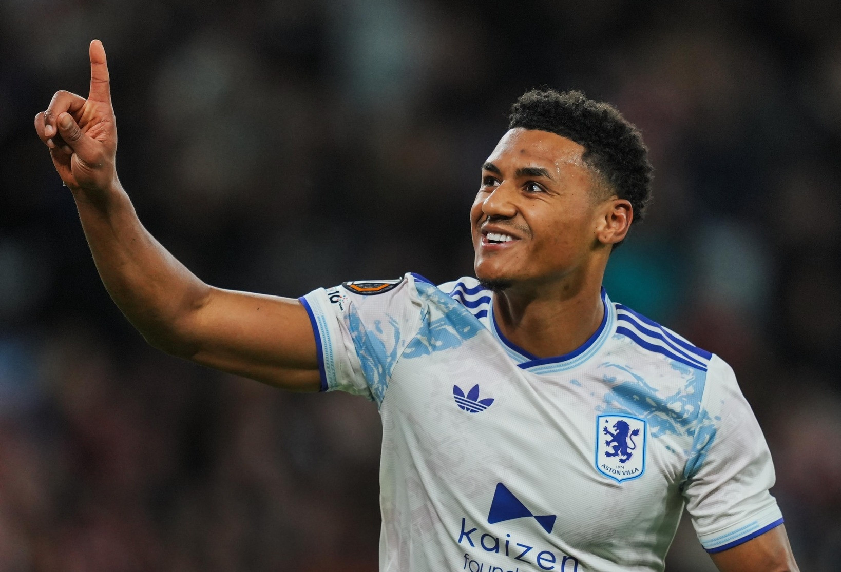 Vòng 1/8 Europa League: Aston Villa chiếm lợi thế, Endrick giải cứu Lyon