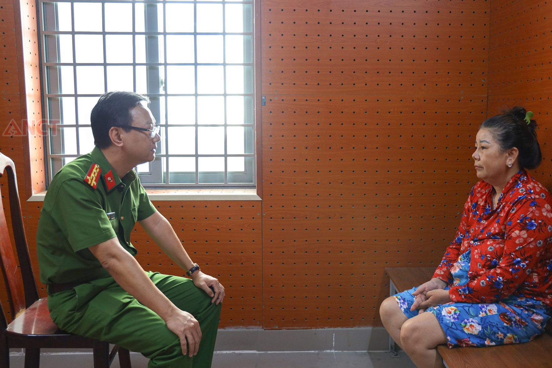 Bắt giữ nhóm dàn cảnh cướp giật tài sản tại khu tham quan Liên Hoa Bảo Tháp