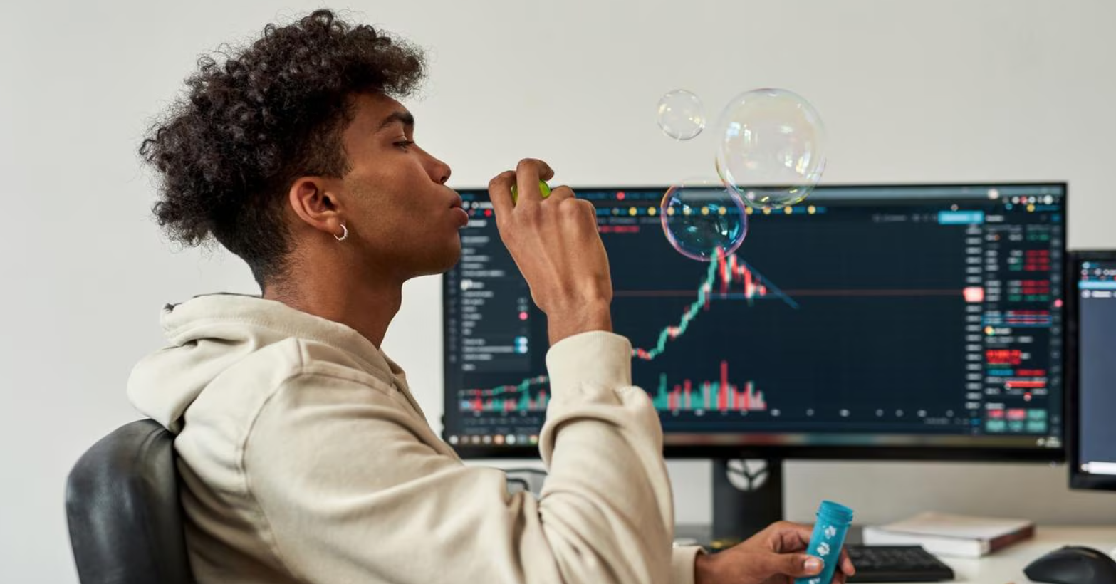 Bỏ mua nhà, lao vào cổ phiếu: Gen Z thay đổi con đường làm giàu