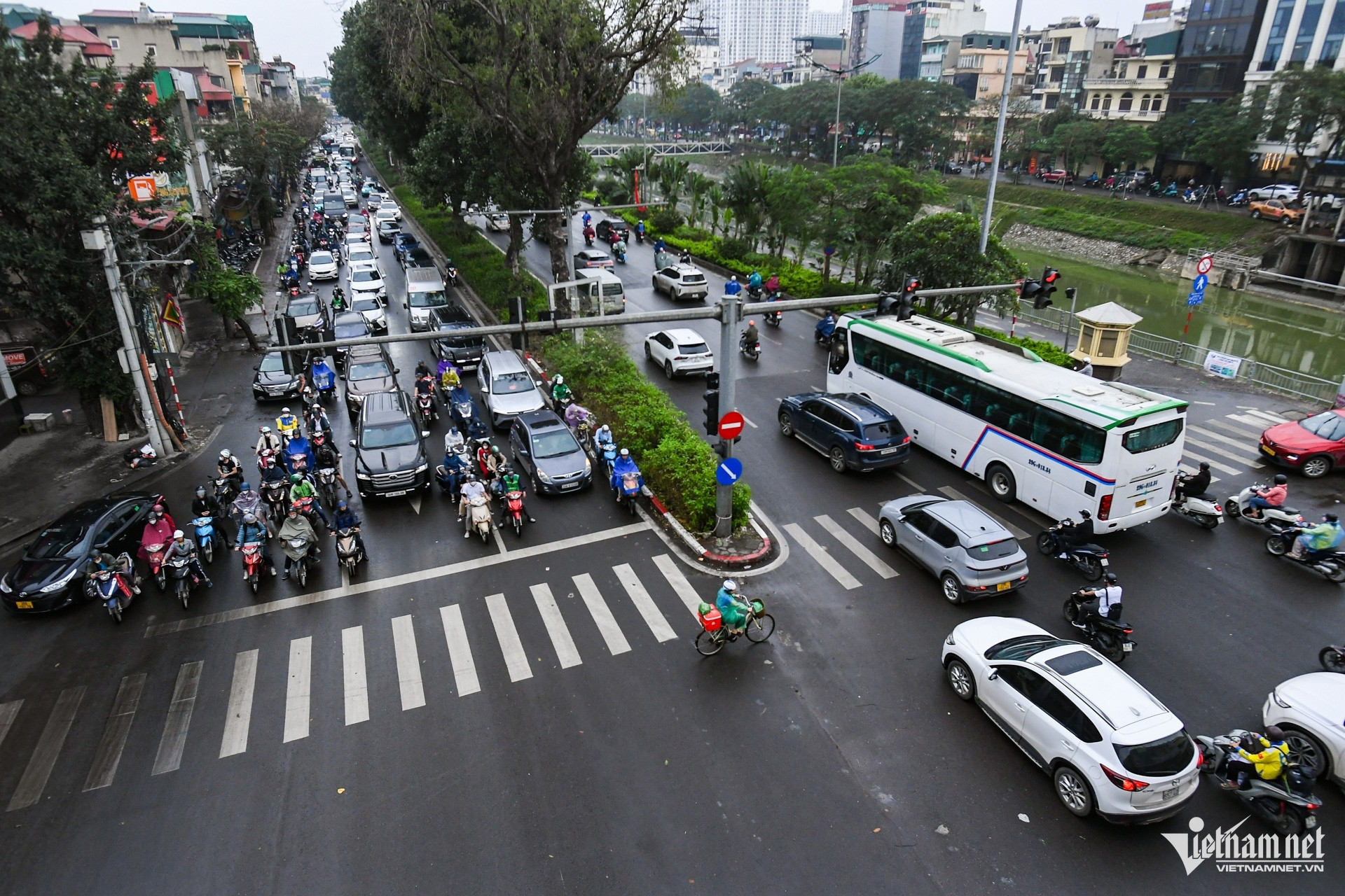 Bộ Xây dựng lý giải đề xuất giải thể Ủy ban An toàn giao thông Quốc gia