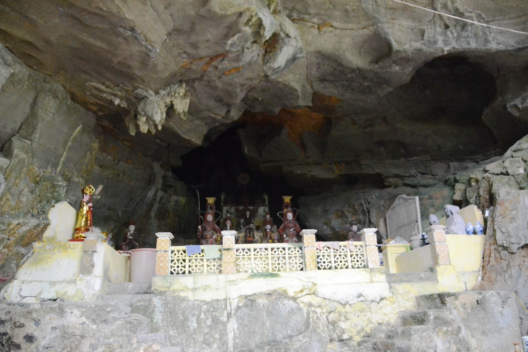 Chùa cổ nghìn năm trong hang động từng là nơi làm việc của cố Tổng Bí thư Đỗ Mười