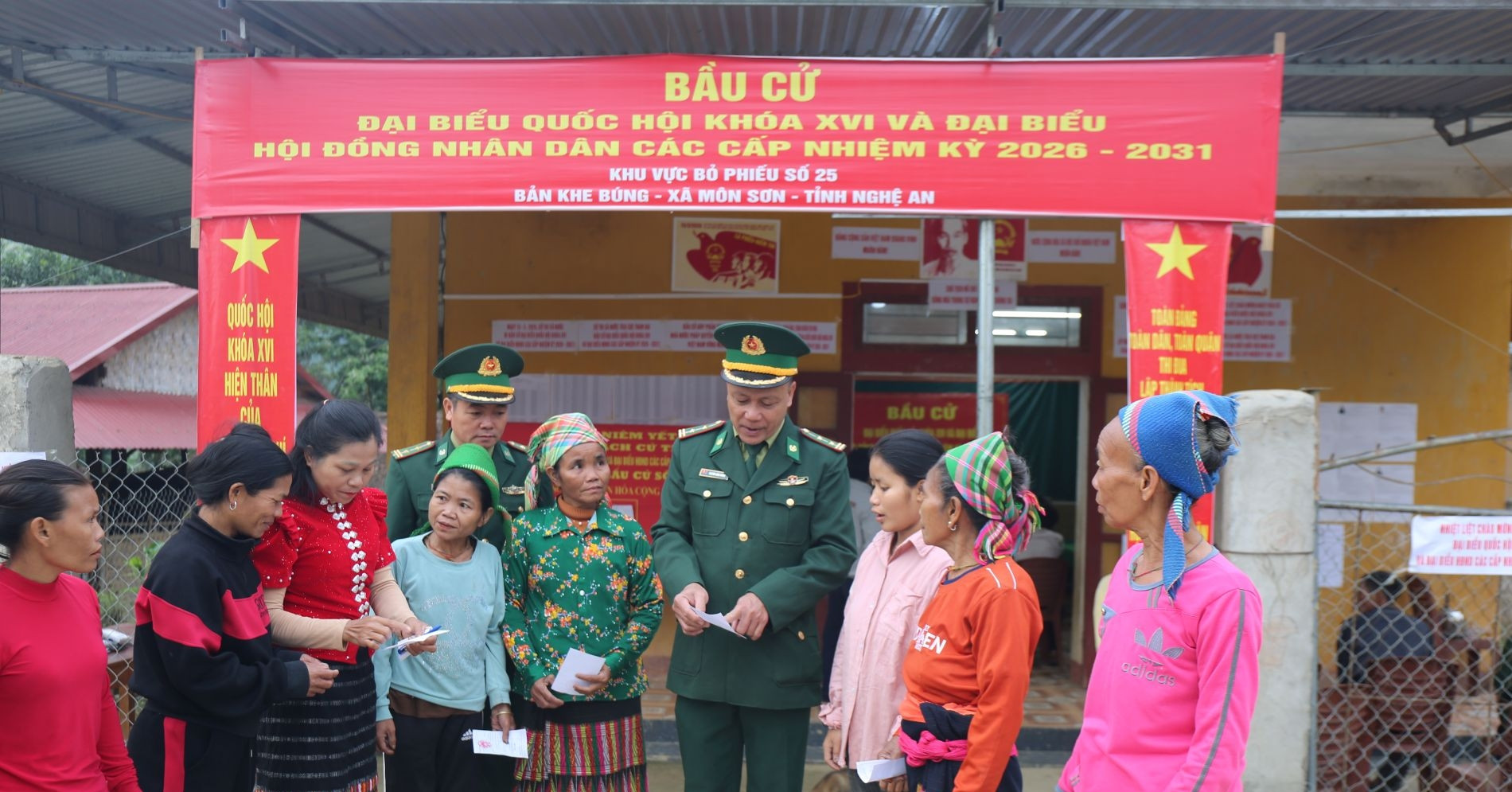 Những lá phiếu sớm giữa đại ngàn Pù Mát