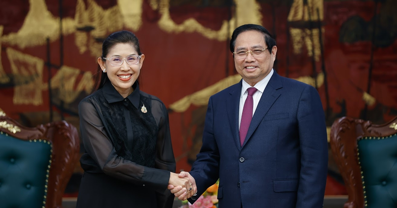 Thủ tướng đề nghị Thái Lan bảo đảm cung ứng nhiên liệu cho hàng không Việt Nam