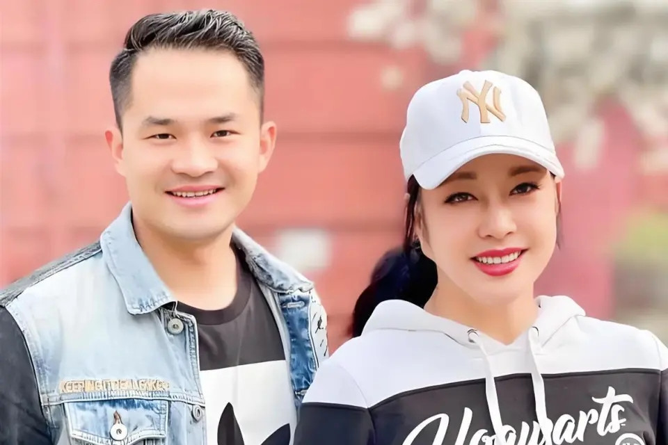 Tình cũ kém 38 tuổi của Lưu Hiểu Khánh tiếp tục lên tiếng tố nữ diễn viên