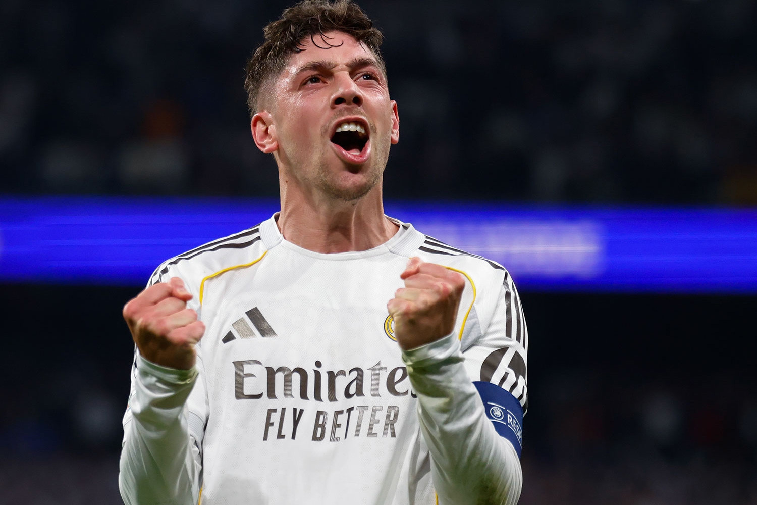 Valverde nhập hội Messi, Ronaldo chỉ biết làm khán giả