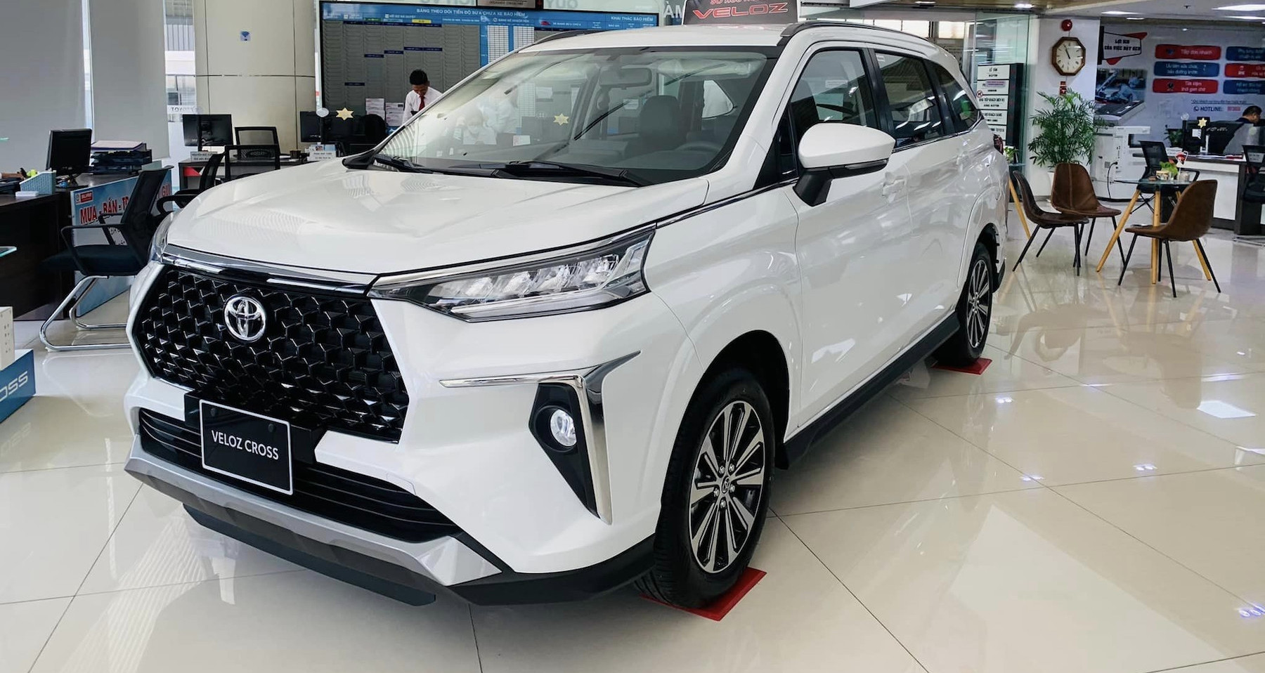 Phân khúc xe MPV tháng 2/2026: Xpander 'ngã ngựa', Veloz bất ngờ lên đỉnh