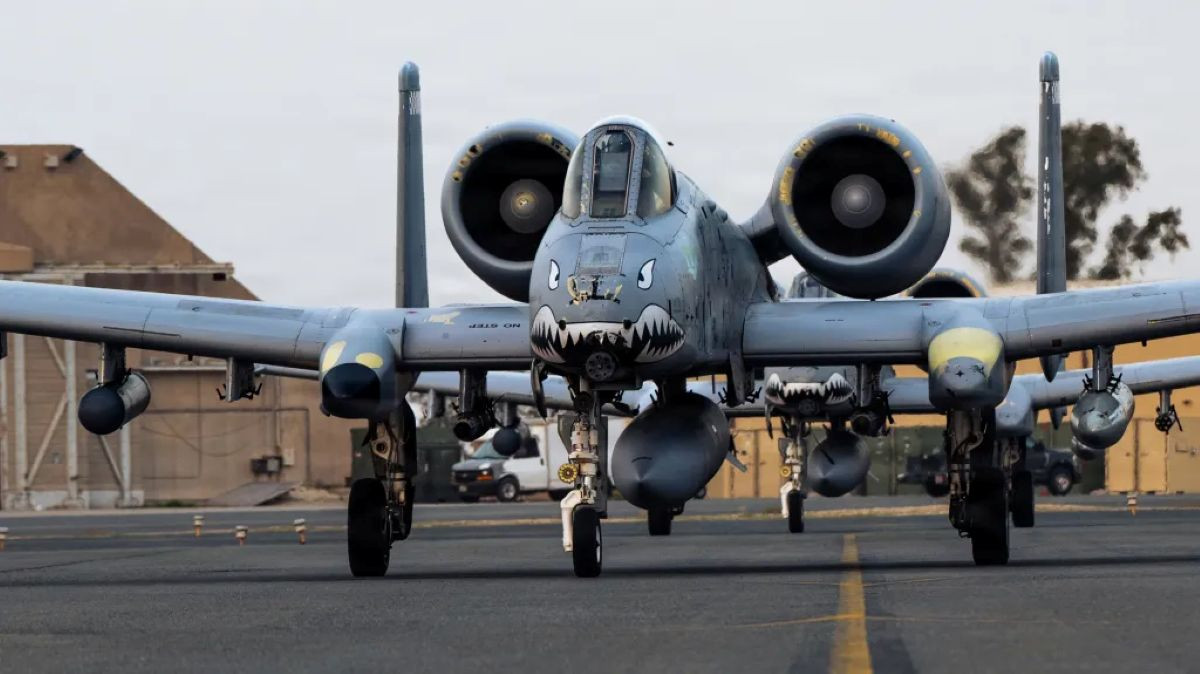 A 10 Warthog 2.jpg