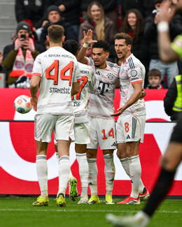 https://static-images.vnncdn.net/vps_images_publish/000001/000003/2026/3/14/bayern-munich-2318.jpg