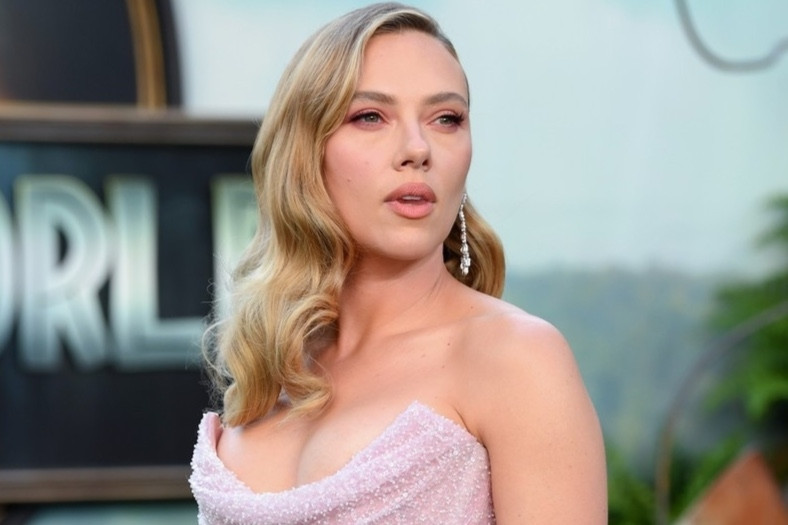 Cát-sê gây choáng của nữ diễn viên sexy nhất thế giới