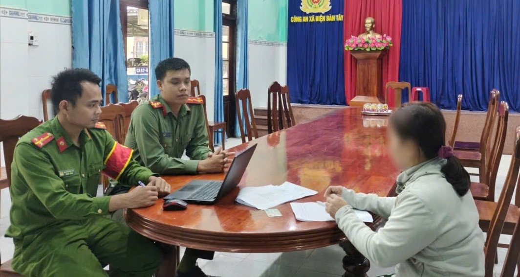 Đăng bình luận tiêu cực về bầu cử trên Facebook, người phụ nữ bị mời làm việc