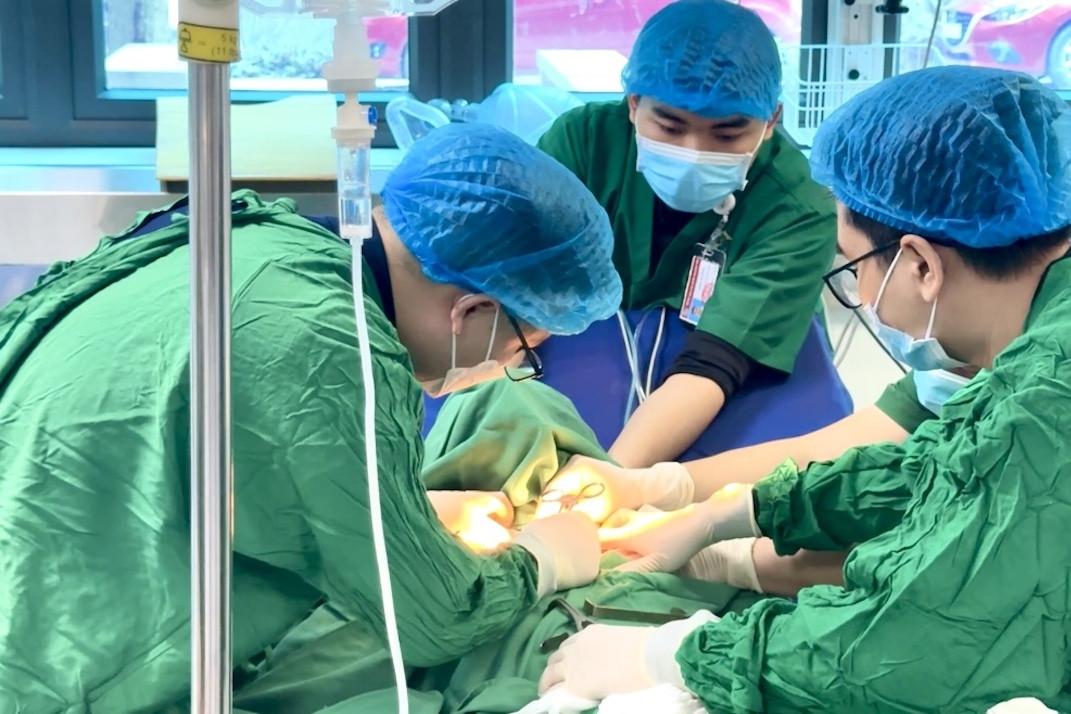 Đi khám vì nuốt vướng, người đàn ông bất ngờ hôn mê