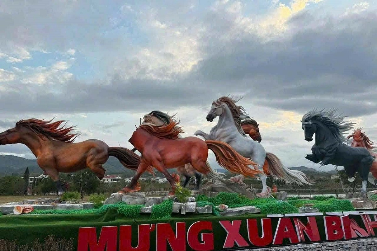 Bất ngờ về 2 'thủ phạm' đập gãy linh vật 400 triệu đồng ở Quảng Trị