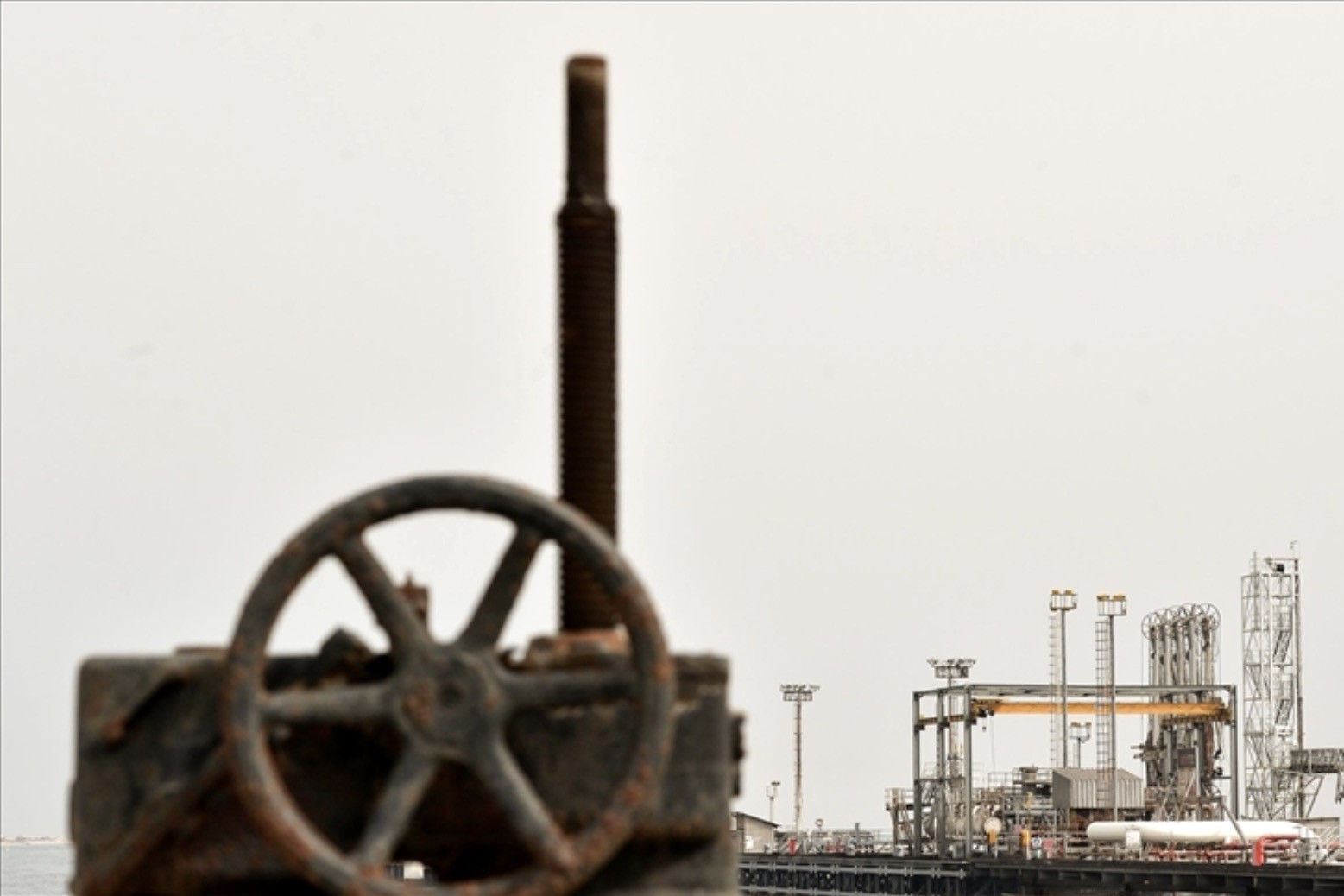 Hậu quả khó lường của việc Mỹ tấn công 'điểm yếu chiến lược' của Iran