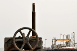 Hậu quả khó lường của việc Mỹ tấn công 'điểm yếu chiến lược' của Iran