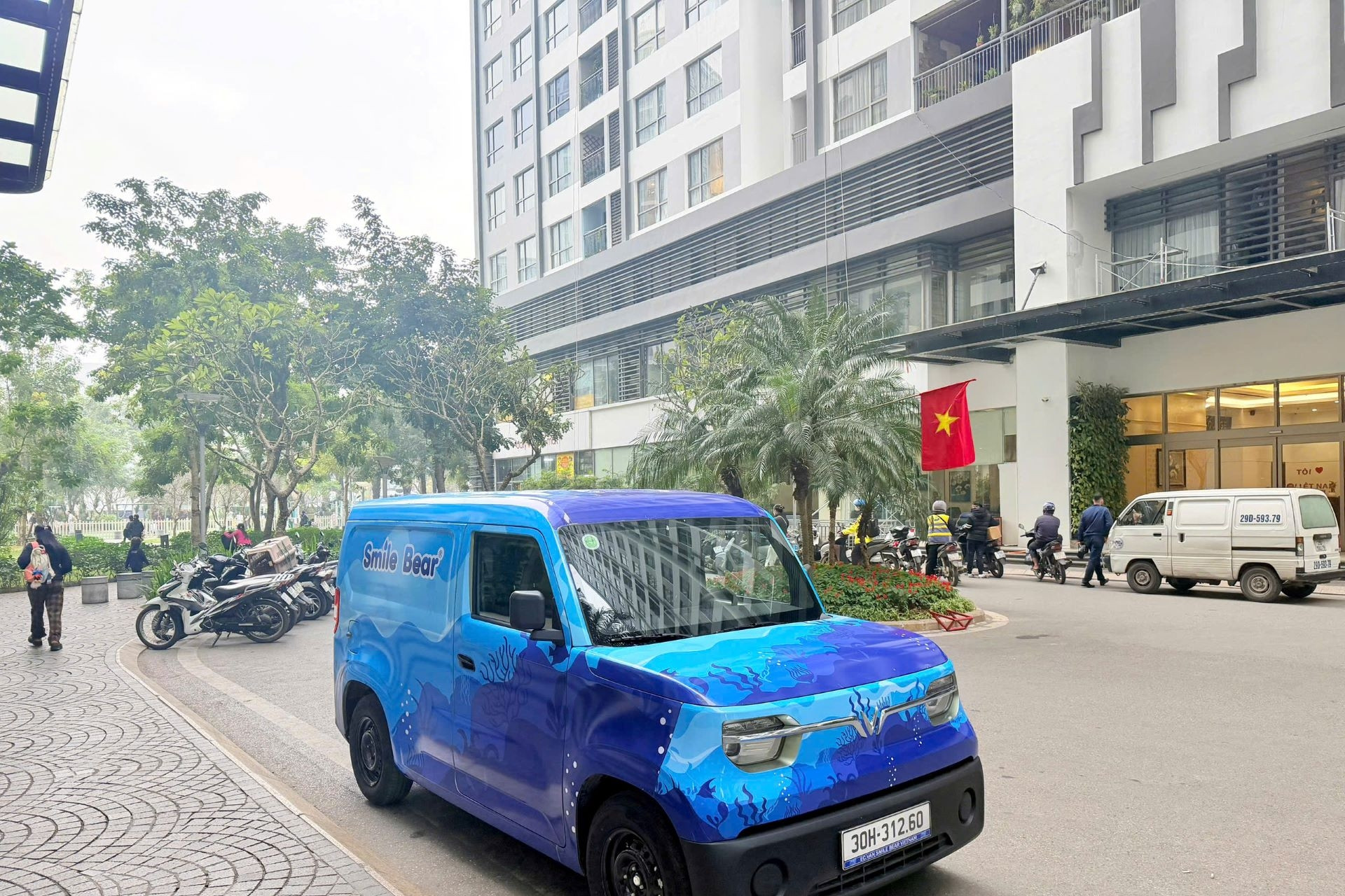 ‘Mua VinFast EC Van chở hàng, tiết kiệm 6 triệu đồng phí nhiên liệu mỗi tháng’