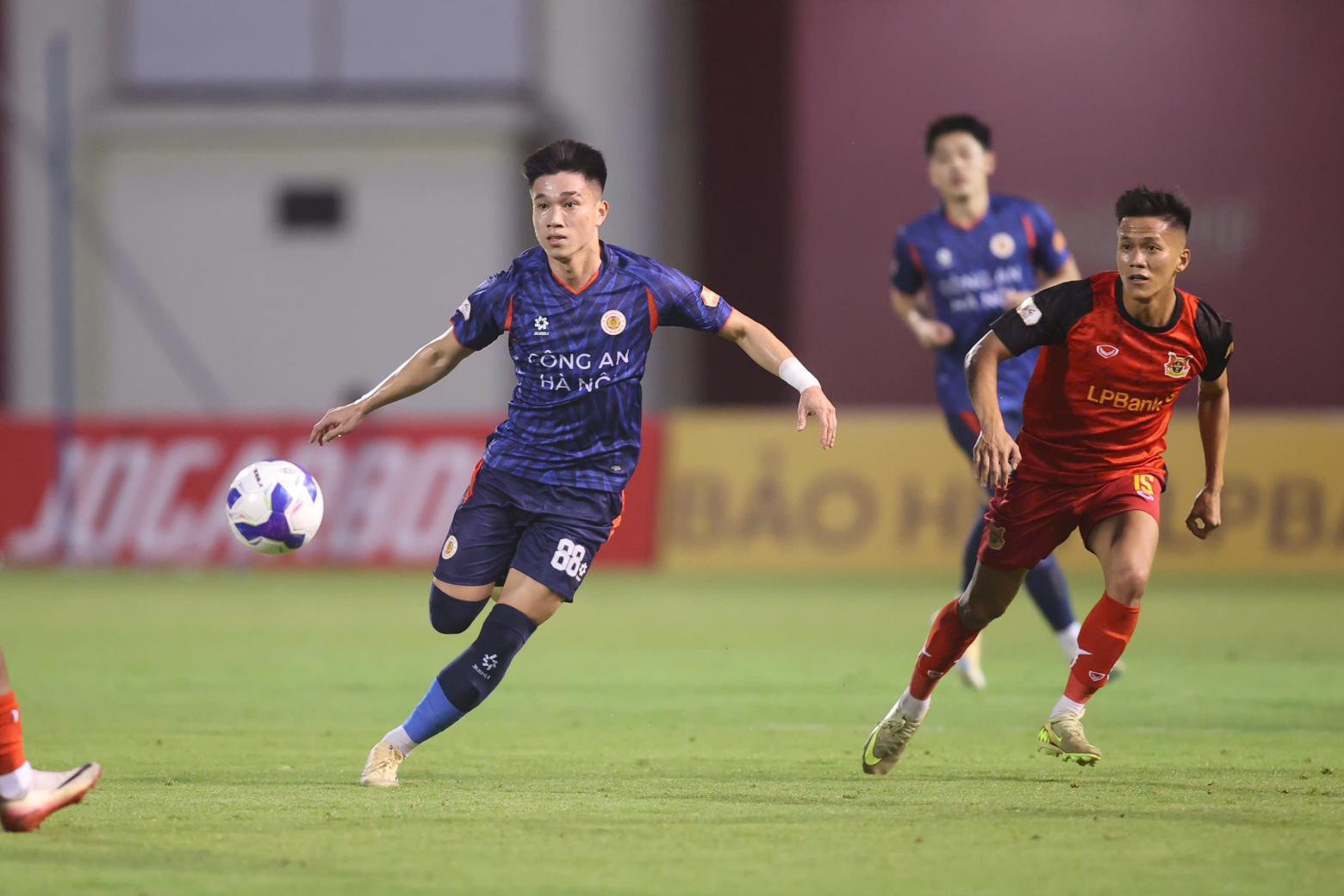 ninh binh vs cahn.jpg