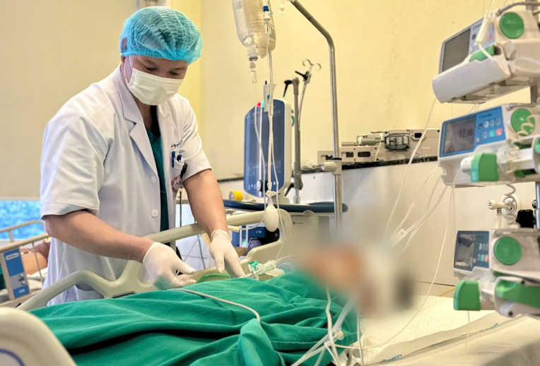 Nỗi lo nhiễm khuẩn sọ não sau mổ chấn thương