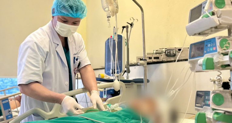 Nỗi lo nhiễm khuẩn sọ não sau mổ chấn thương