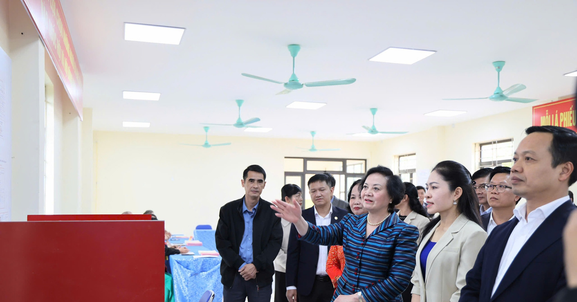 Phó Thủ tướng: Mạnh dạn đưa cán bộ trẻ, có triển vọng từ cấp tỉnh về cơ sở