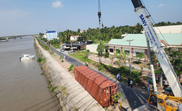 Tàu biển 2.jpg