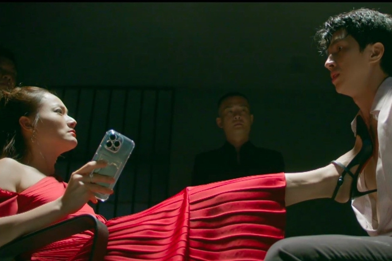 Vai diễn mê trai 'quái đản' của diễn viên Lan Phương