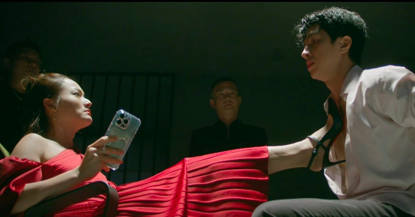 Vai diễn mê trai 'quái đản' của diễn viên Lan Phương