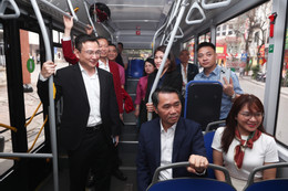 xe buýt Hà Nội.jpg